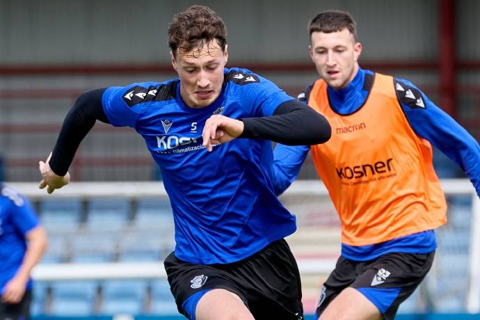 图拉姆：我和科纳特几乎每天都联系，和他的较量会很精彩（图拉姆：几乎天天与科纳特保持联系，我们的对决值得期待）