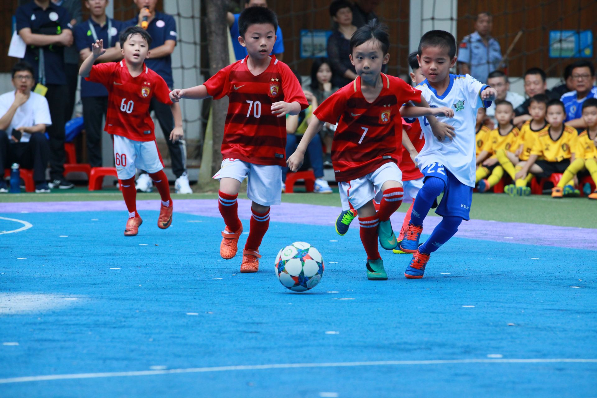 迪马：为荷兰队上演首秀的瓦伦特本来可以代表意大利队出战（迪马：完成荷兰队首秀的瓦伦特原本可为意大利效力）