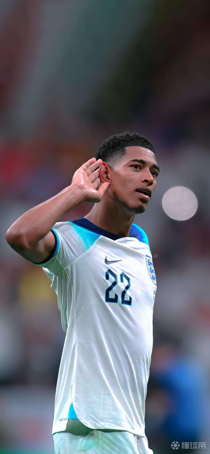 巴西队核心伤退影响巨大（巴西队因核心伤退遭遇重创）