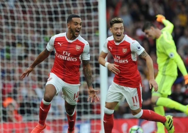 难逃四连败？海港三大核心缺阵亚冠，中超冠军本轮若再失利或将提前出局（海港三大核心缺阵亚冠告急：中超冠军本轮再失利恐提前出局，四连败阴霾难散）