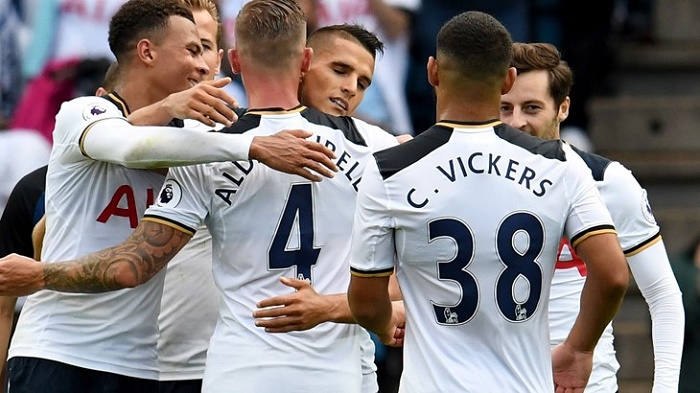 布朗过去6场场均33.3分7.3板7.2助，带队5胜1负（布朗近6战场均33.3分7.3板7.2助 率队拿下5胜1负）