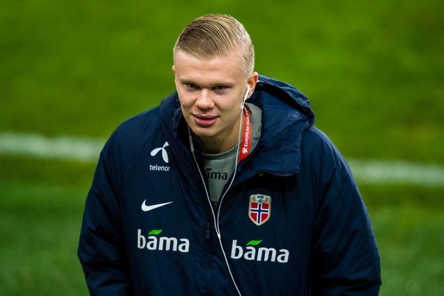 萨内：我会好好表现让纳帅不得不带我上世界杯；孔帕尼是领袖（萨内：要用表现迫使纳格尔斯曼带我征战世界杯，孔帕尼是球队领袖）