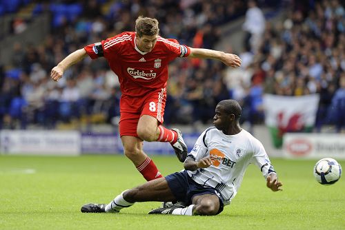 马特拉齐：罗纳尔多是梅西和C罗的结合体，我从不直接防守他（马特拉齐称罗纳尔多兼具梅西与C罗特质：我从不与他直接对位）