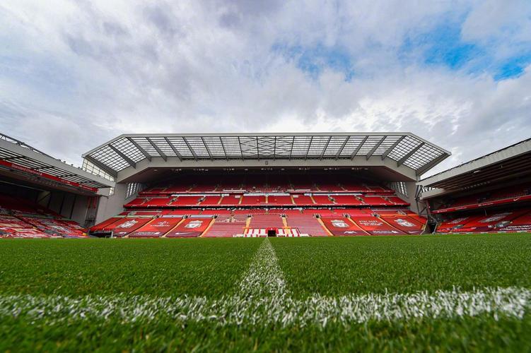 矛盾之战！下轮欧冠迎联赛9场33球拜仁PK联赛10场丢3球阿森纳（欧冠焦点对决：拜仁联赛9战轰33球 VS 阿森纳联赛10战仅失3球）