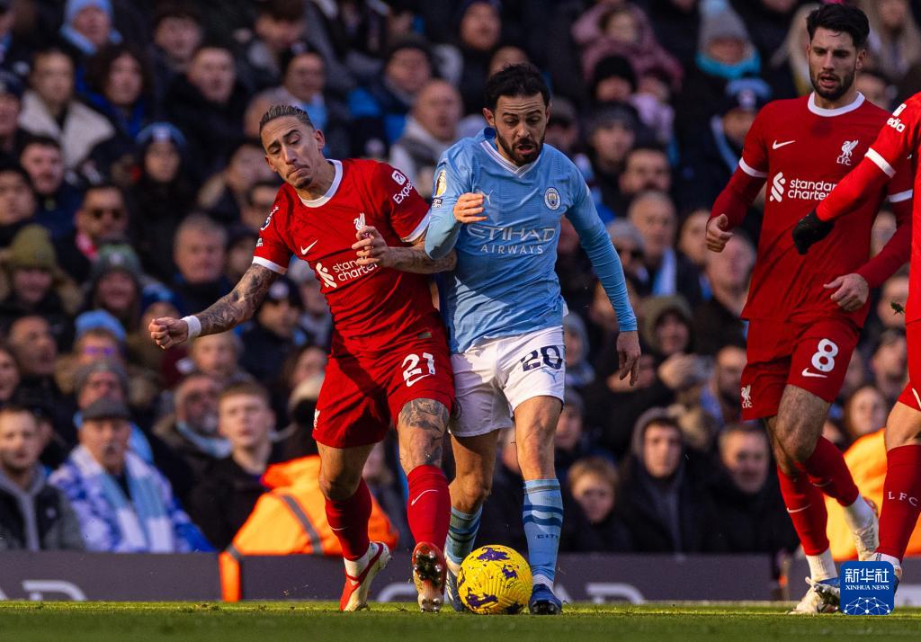 那不勒斯三叉戟重回巅峰（那不勒斯三箭齐发再临巅峰）